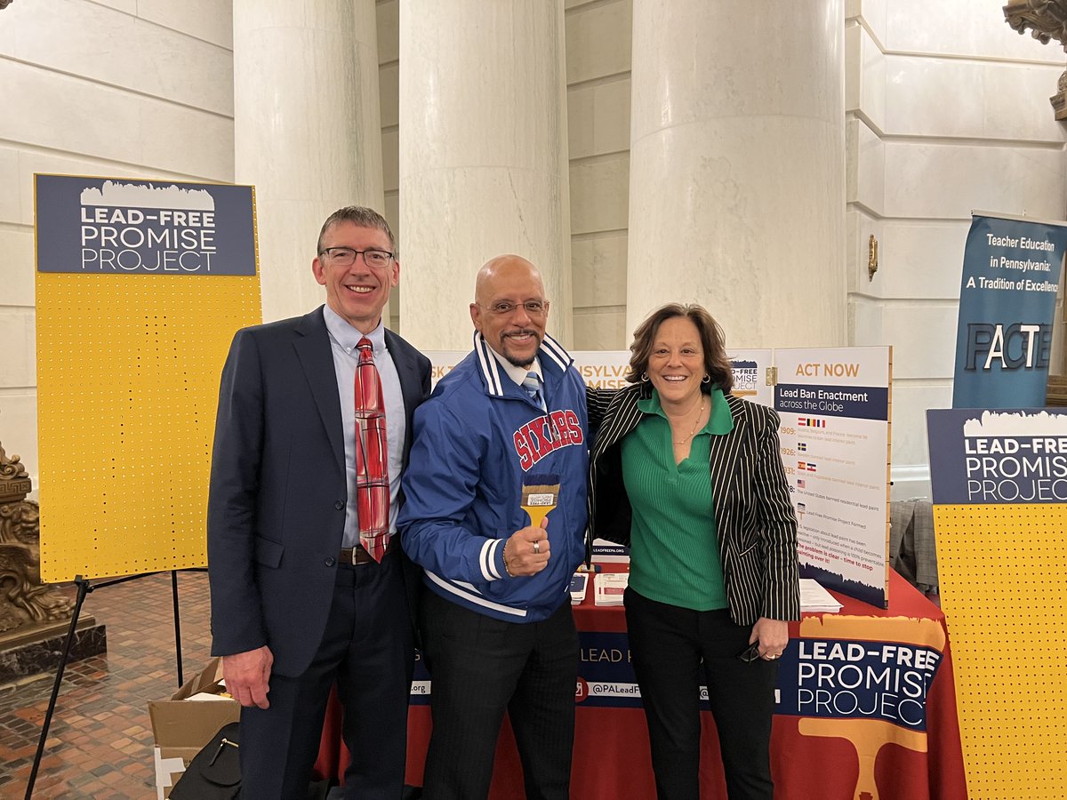 PALeadFree's tweet photo. We're in the PA Capitol today! Thank you to Senator @SenatorHughes and @JayCostaPA for stopping by and supporting #LeadFreePromiseProject. #PALeadFree #PABudget https://t.co/Nsyj9B9V2K