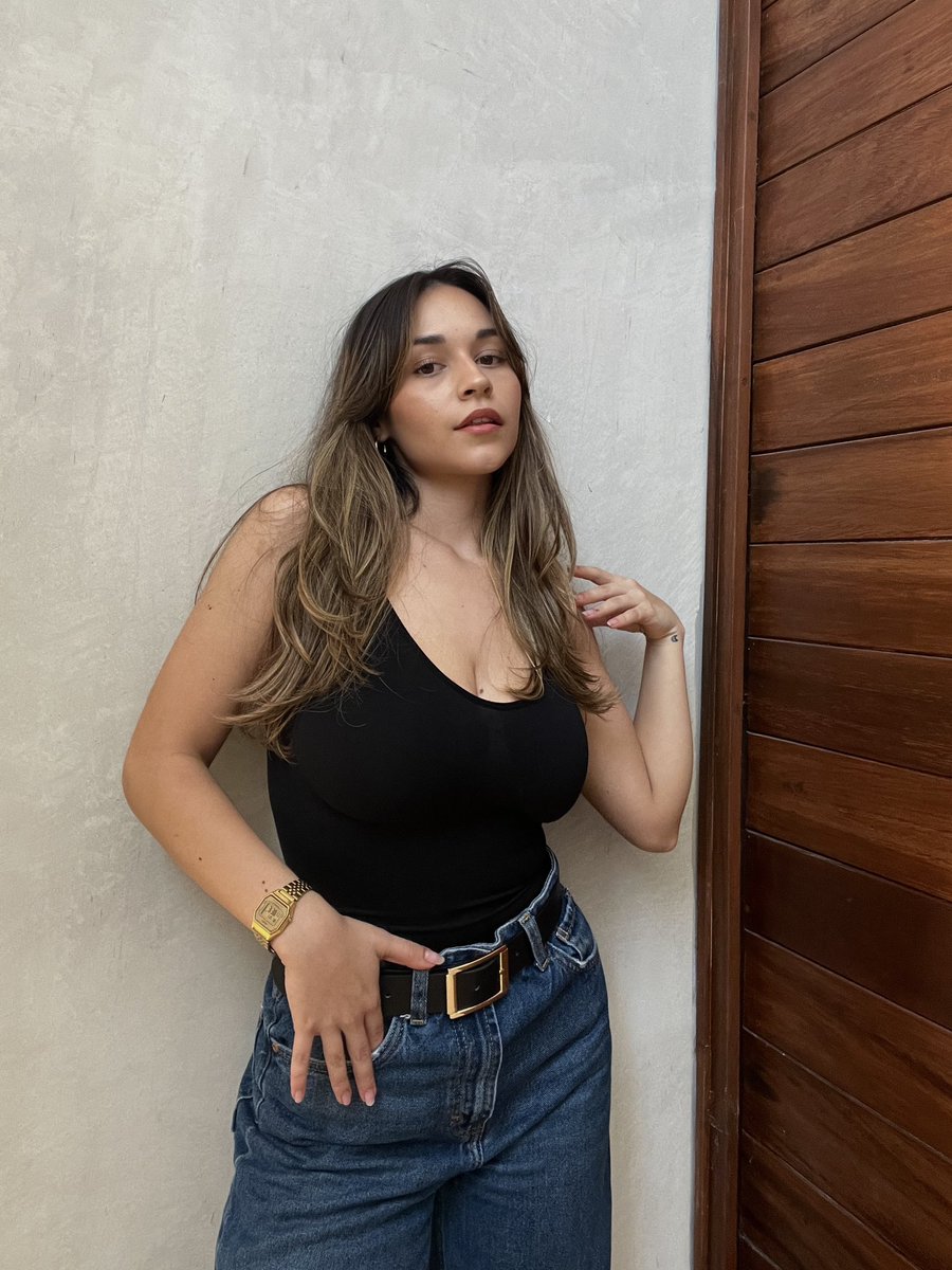 barbaraaugc's tweet photo. BRANDS🚨
For those who don’t know me, I am Barbara and I am a UGC creator based in Cancun, Mexico.
If you’re looking for some stunning spring/summer content I AM YOUR GIRL🖤
📧barbaraaugc@hotmail.com
#ugc #ugccontentcreator #UGCcreator #ugccreatorneeded #ugcmexico https://t.co/aKptfehg9Y
