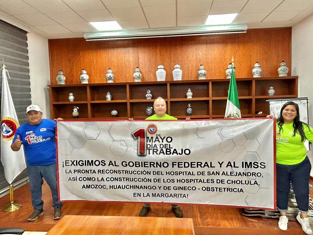 🚨🏥En el marco de la marcha del #DíaDelTrabajo, trabajadores exigen la pronta reconstrucción del Hospital de San Alejandro. Así como la construcción de los Hospitales de Cholula, Amozoc, Huauchinango y de Gineco-Obstetrica en la Margarita✅

<a href="/CTMPuebla/">CTM_FTPuebla</a> <a href="/leobardosoto/">Leobardo Soto</a>
