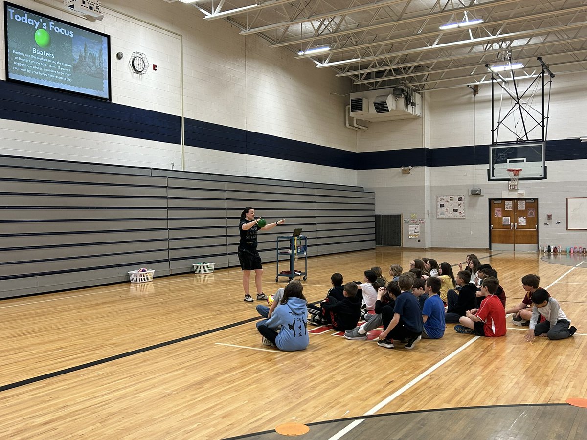MentorHamman's tweet photo. Quidditch at Ridge Elementary.  Such a great activity and the students absolutely love to play the game. Well done @MrsNagyPE! 
@RidgeElemMentor @MrsHeramb
#excellentlesson #learnedalottoday
#OnceACard https://t.co/3TYQOV586y