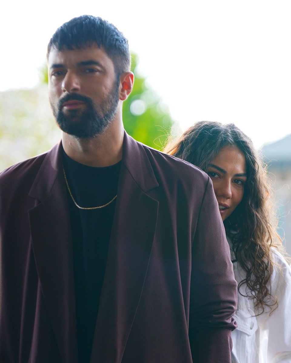 Çarşamba özel #FaHir karemiz geldiii. 😍 #AdımFarah @FOXTurkiye