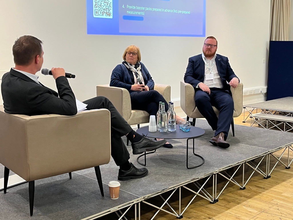 NHSScotCfSD's tweet photo. @RCSEd @DrGregorSmith @Watsoninverness @SDolwani @Medtronic @MedtronicUK Our last Q&A panel for 'The Solutions Room' is with Dr Mary Miller and Gerard McMahon as they discuss the 'Patient Experience'
Thank you to CfSD Associate Medical Director, Dr John Thomson for chairing this session.
#ScotCap #PillCam #CCE #RealMed https://t.co/uMGlQTJMvk