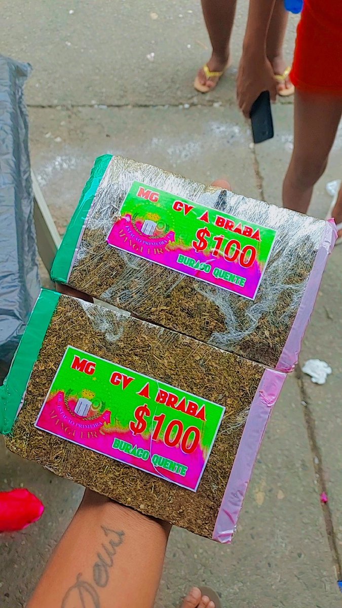 Maconhasrj's tweet photo. 🍁 Mangueira, buraco quente 🍁
A BRABA DE 100,00🍁
MELHORES MACONHA RJ🍁🎈🥰🥰❤️🤑🤑🚛🤭 https://t.co/AyUtMHXCEi