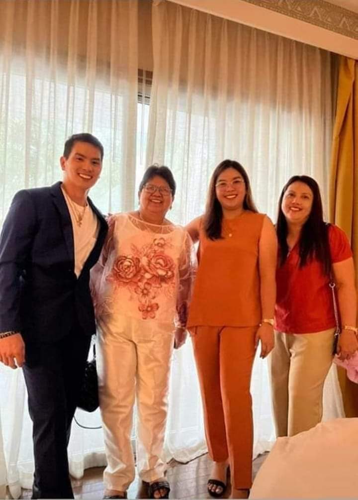 I am in charge of how I feel and today I am choosing happiness

MYGZ HUMANITARIAN

#InspiringVlogger