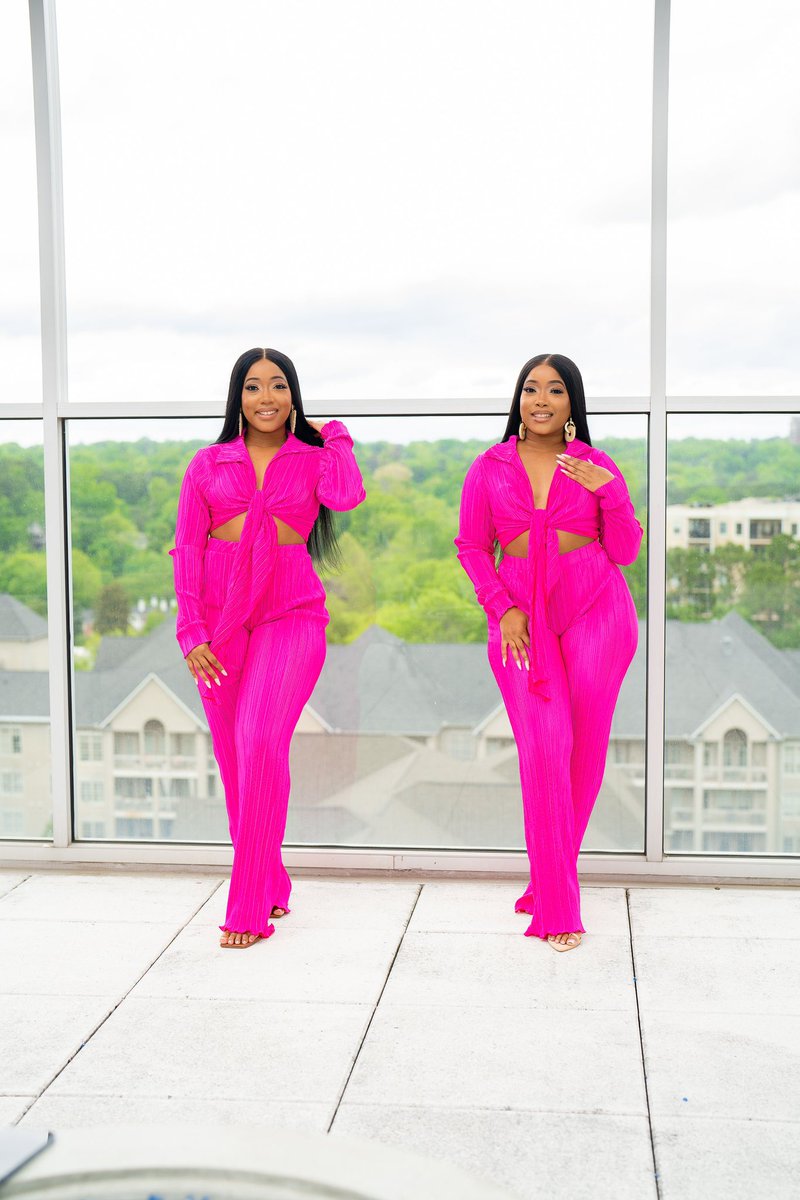 AustinsKloset's tweet photo. Pretty &amp; Polished💕
Search: Pink Passion Two Piece Pants Set https://t.co/hACCjVuP82
