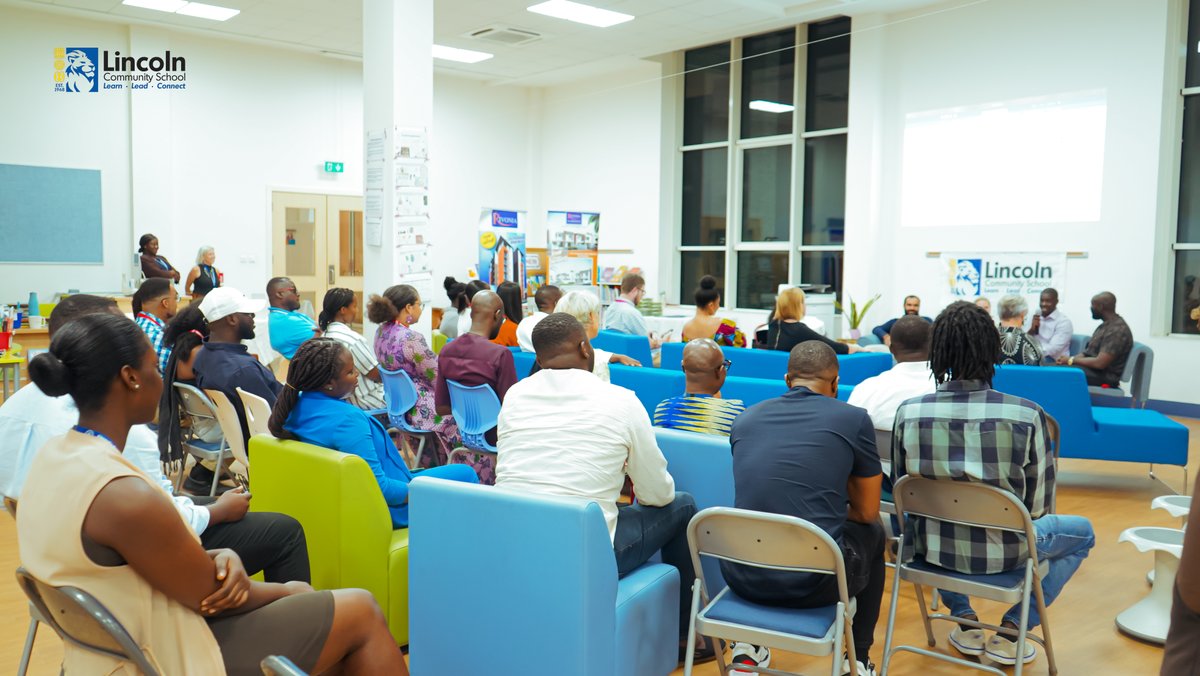LCSGhana's tweet photo. It was pleasant &amp; nostalgic, seeing so many familiar faces at the LCS alumni gathering. Listening to alumni regale us with details of their journey thus far, just brings the tale of LCS full circle. 
#learnleadconnect #lcsghana #lcsalumni #meetandgreet #connections #community https://t.co/nL67R7YDOg
