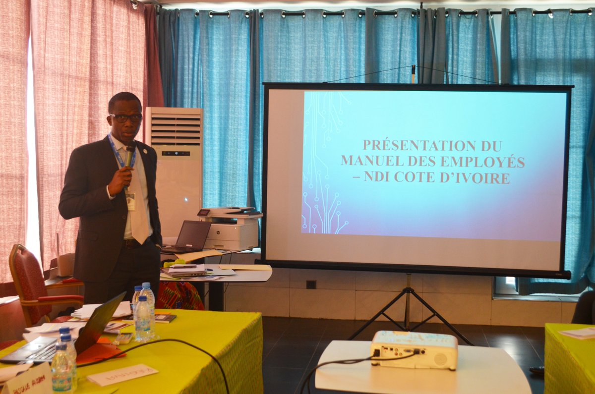 ndicotedivoire's tweet photo. Ce 25 avril, les équipes du @NDI en Côte d’Ivoire se sont retrouvées à Abidjan pour une session d’orientation, de partage d’expérience et de renforcement de capacités.
L’occasion également de renforcer leurs liens afin d'être plus efficaces sur le terrain. 
#EnsembleCiv #CivPaix https://t.co/REQoS3BzTx
