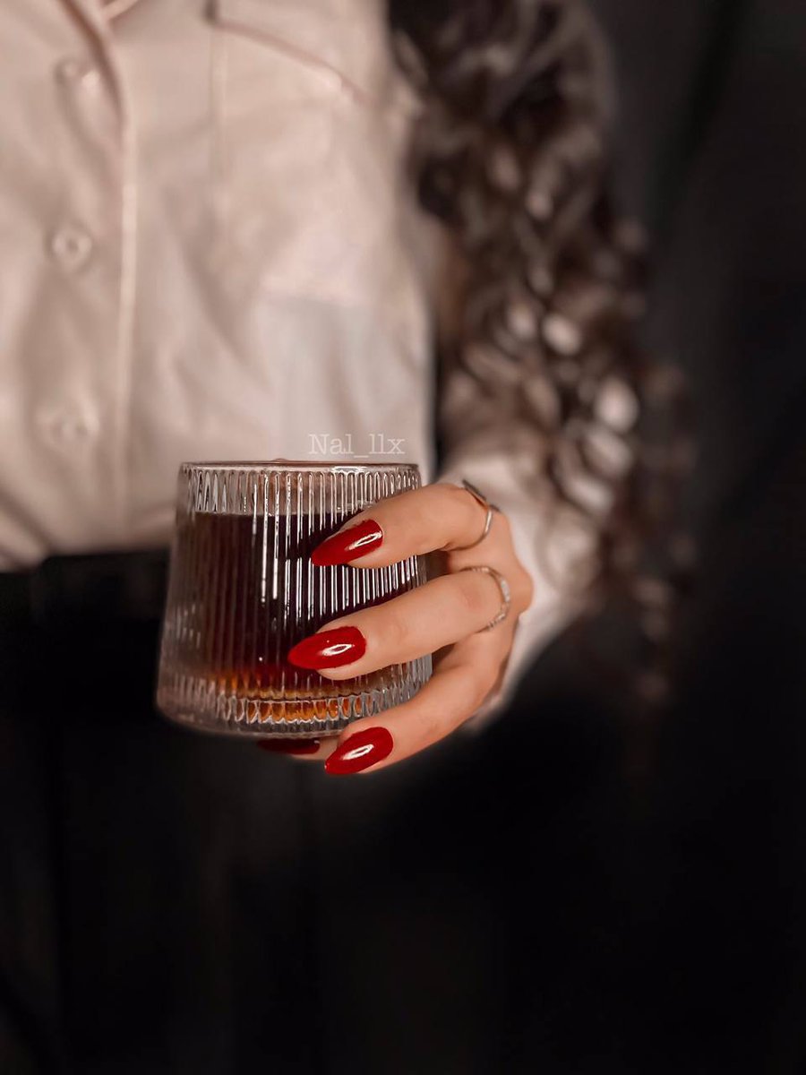 أول الدُروب وآخر المَشاوير كوب شاي.