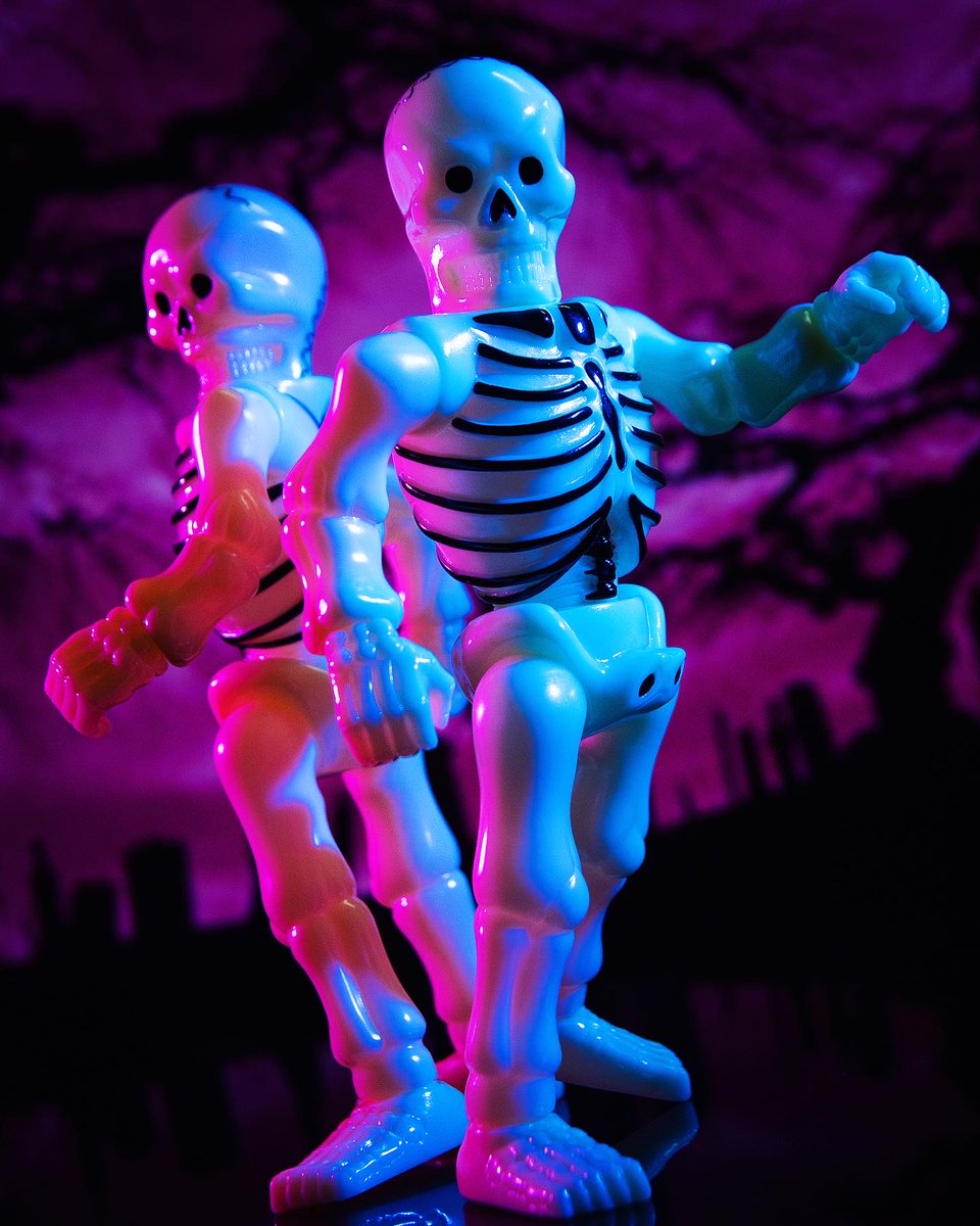 skullmarktoy's tweet photo. SKULLMARK Skullworld Warriors Sofubi series
SKULLFACE Glow in the Dark version~ 💀

Based on a He-man Knockoff toy series "Underworld Warriors" produced in Hong Kong in the mid-80s.

Available at @ToyUndergroundS 
https://t.co/oMV3qoditK

#skeleton #skull #bone #骸骨 #骨頭 https://t.co/o10ik0A5qR