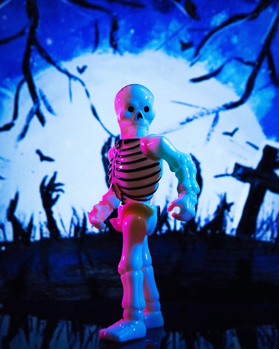skullmarktoy's tweet photo. SKULLMARK Skullworld Warriors Sofubi series
SKULLFACE Glow in the Dark version~ 💀

Based on a He-man Knockoff toy series "Underworld Warriors" produced in Hong Kong in the mid-80s.

Available at @ToyUndergroundS 
https://t.co/oMV3qoditK

#skeleton #skull #bone #骸骨 #骨頭 https://t.co/o10ik0A5qR