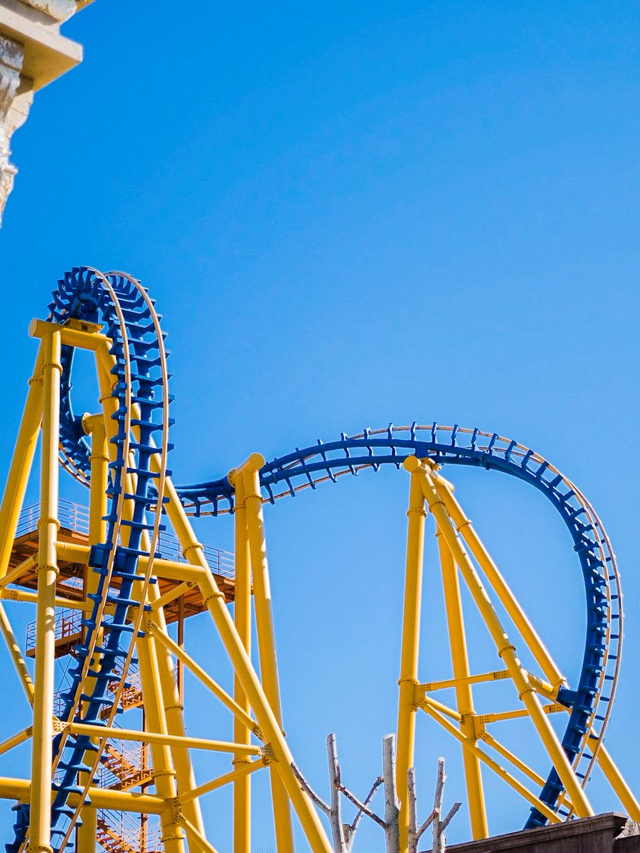 ParqueWarner's tweet photo. ¿Es posible enamorarse de una atracción? 🤔 Por culpa de #StuntFall sabemos que sí. ¡Qué sensación! 😍
#ParqueWarner #ParqueWarnerMadrid https://t.co/qbo1qRuGTb