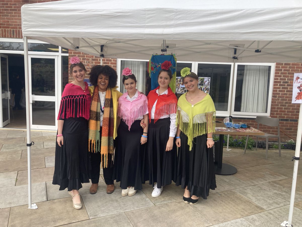 We loved seeing our students getting involved at Open Day last week - the Flamenco dancers representing World Languages were a huge hit!

#internationalschools #studylondon #studyIB