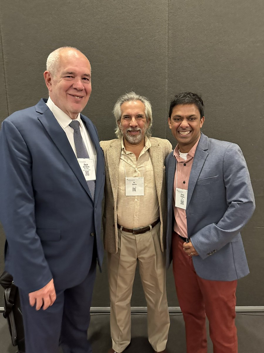 Standing with two giants of NeuroID @odelbrutto and Hector Garcia at the #AANAM. The neurocysticercosis knowledge between them is unparalleled. So many individuals worldwide have benefited from their work. #globalneurology