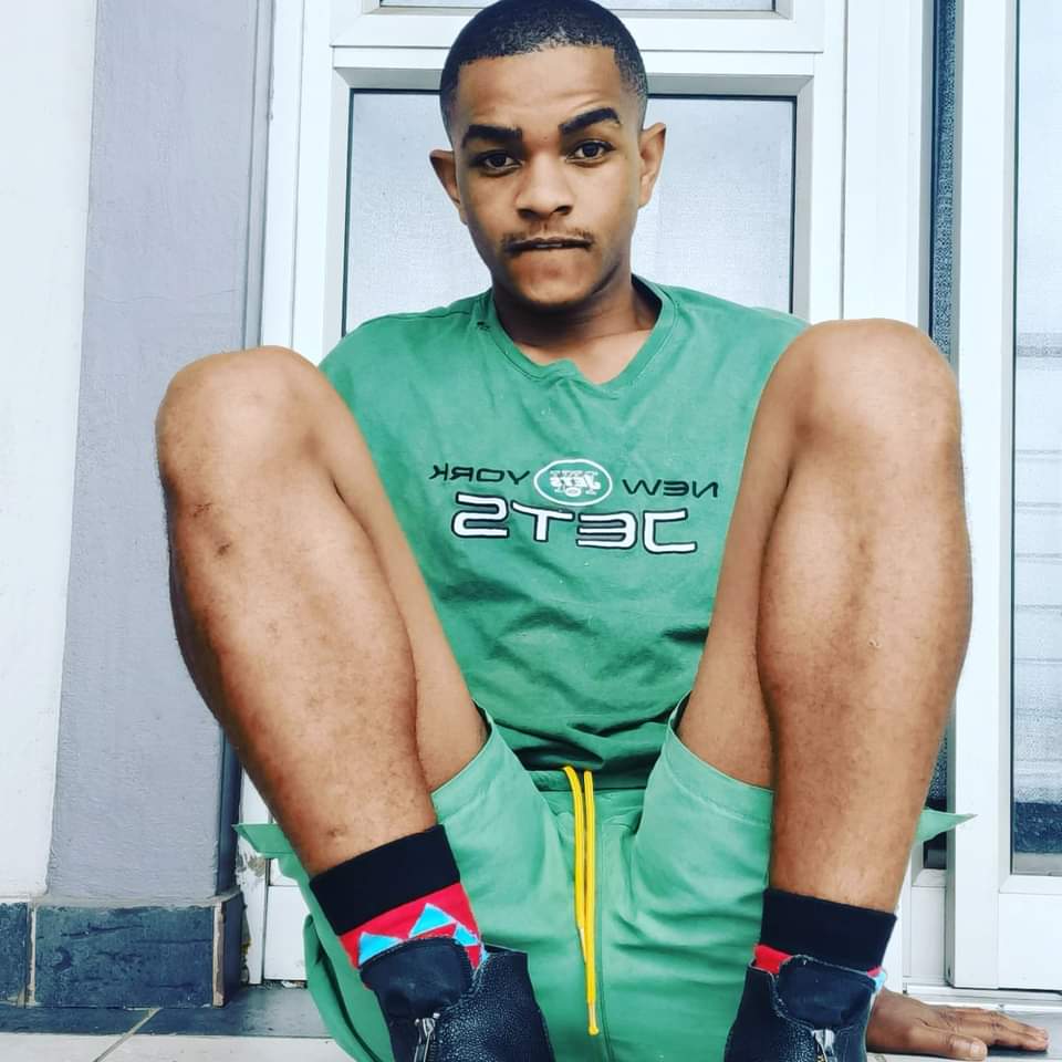 69Saylow's tweet photo. New week, new content. Sub in my bio !!!
@SA_BAITS
@exhib_stoner  @FrotGuy2022 .
@OFBlackCreators @ChhdhdHdhdud
@MzansiBlackPorn @GuysBait
 @CDMXTIC @bbscooterboy007 https://t.co/IEppPyGI8R