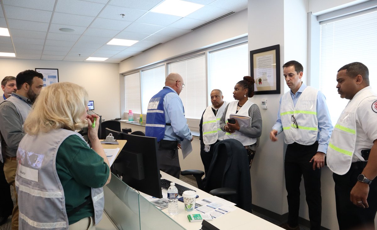 AlexandriaVAOEM's tweet image. Thanks to 13 partner organizations/jurisdictions &amp;amp; 14 City departments for participating in our #FullScaleExercise yesterday. "Operation Whirlwind" was a chance to simulate our response to a tornado &amp;amp; determine what we can do, who needs to be involved &amp;amp; where we can improve.