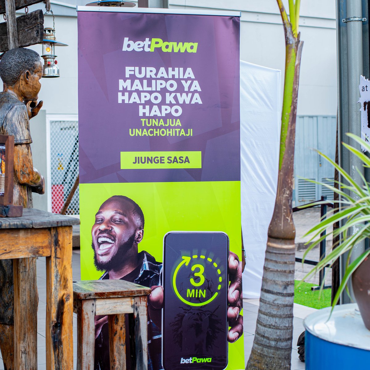 betPawaTZ's tweet photo. SOKA Live na betPawa

Leo tupo ndani ya @Samaki_Samaki Mlimani City  amsha amsha ni ya nguvu inaendelea,Tunapata  Burudani ya Soka na zawadi kibao kutoka betPawa ziko kwa ajili yako!

#betPawatanzania #SamakiSamaki #EPL #MCIARS #ManCity #Arsenal https://t.co/SoLvoPEQYu