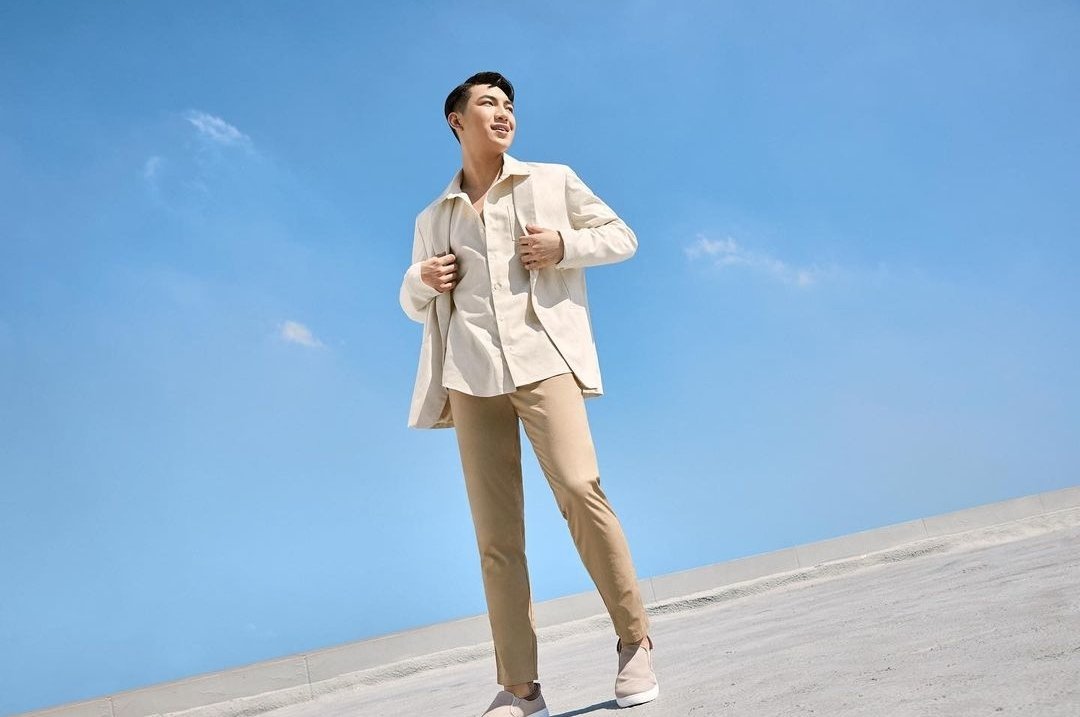 TheDarrenatics2's tweet photo. Our favorite endorser Darren for #ClubPen.
📷 styledbycath
#DARREN @Espanto2001
#PENSHOPPE @PENSHOPPE https://t.co/usYRny6RoM