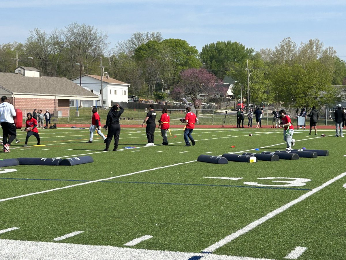 KC Chiefs tweet media