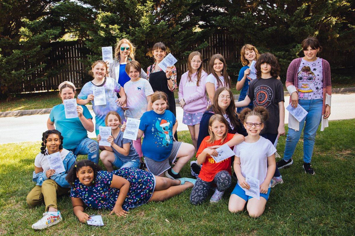 BCMM's tweet photo. We had lots of fun visiting with the @YWCA_TNVA TechGYRLs last week to hand out @SIAmericanWomen activity packets!
#smithsonianaffiliates #smithsonianaffiliate #smithsonianwomenshistory #womenshistory #birthplaceofcountrymusic #bcmbristol #techgyrls #ywcatnva https://t.co/IUrTmkK9x2