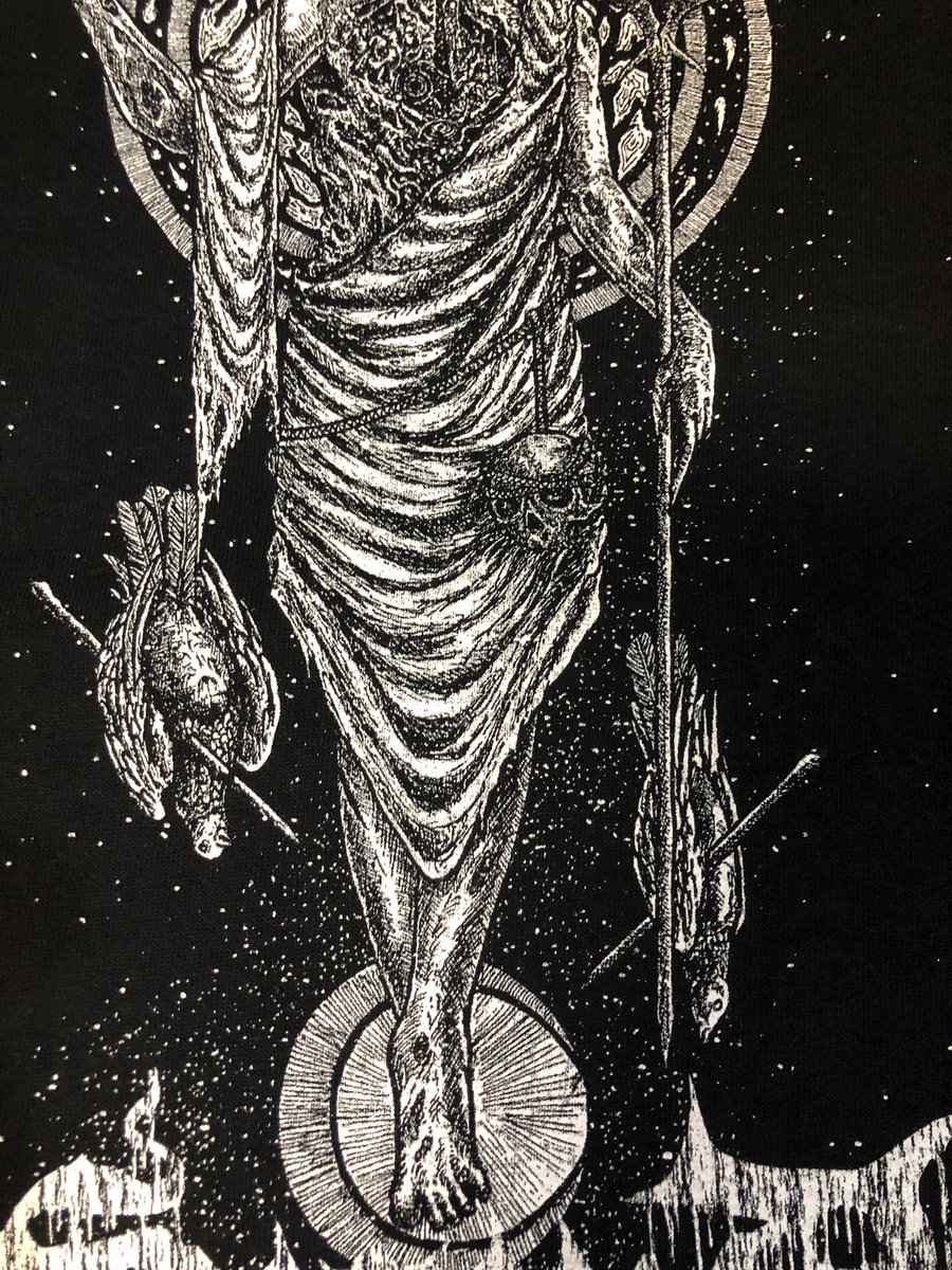 KUN2R's tweet image. 【merchandise】
神・山 BLACK入荷しました！！
細部まで素晴らしい再現度
魔除けにバッチリです。
いまのとこ
M…4着　L‥2着　XL…3着
5.6ozと心地よし！
DEFILEDツアー郡山で晒します！