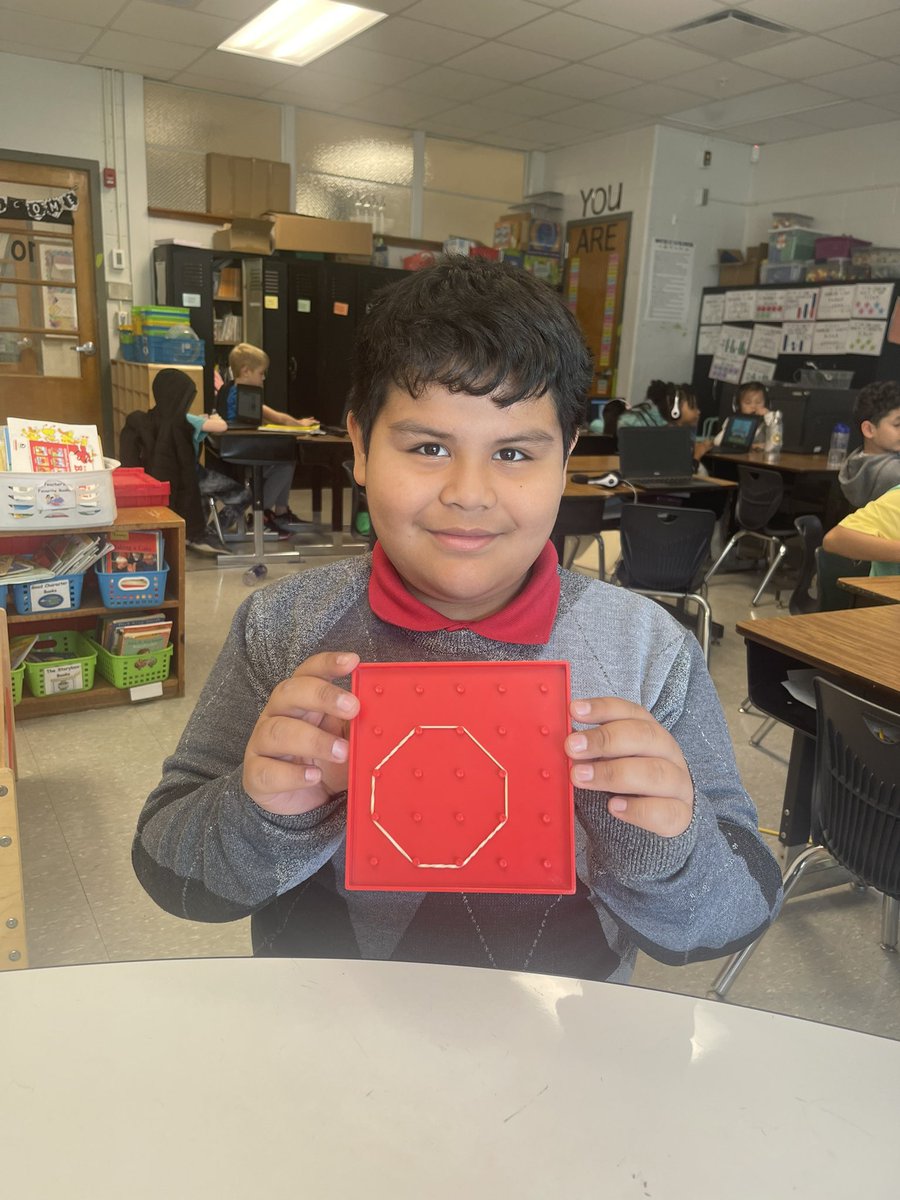 Who knew math could be so fun?! JK bc we did! We are diving deep into our geometry unit &amp; the students are loving it! Today students were given a shape &amp; they had to decide how to create it with a rubber band! We ❤️ math in Room 10! <a href="/KenwoodElementa/">Kenwood Elementary</a> <a href="/kmanley0628/">KRISTIE!!</a> @JillHandleyKES
