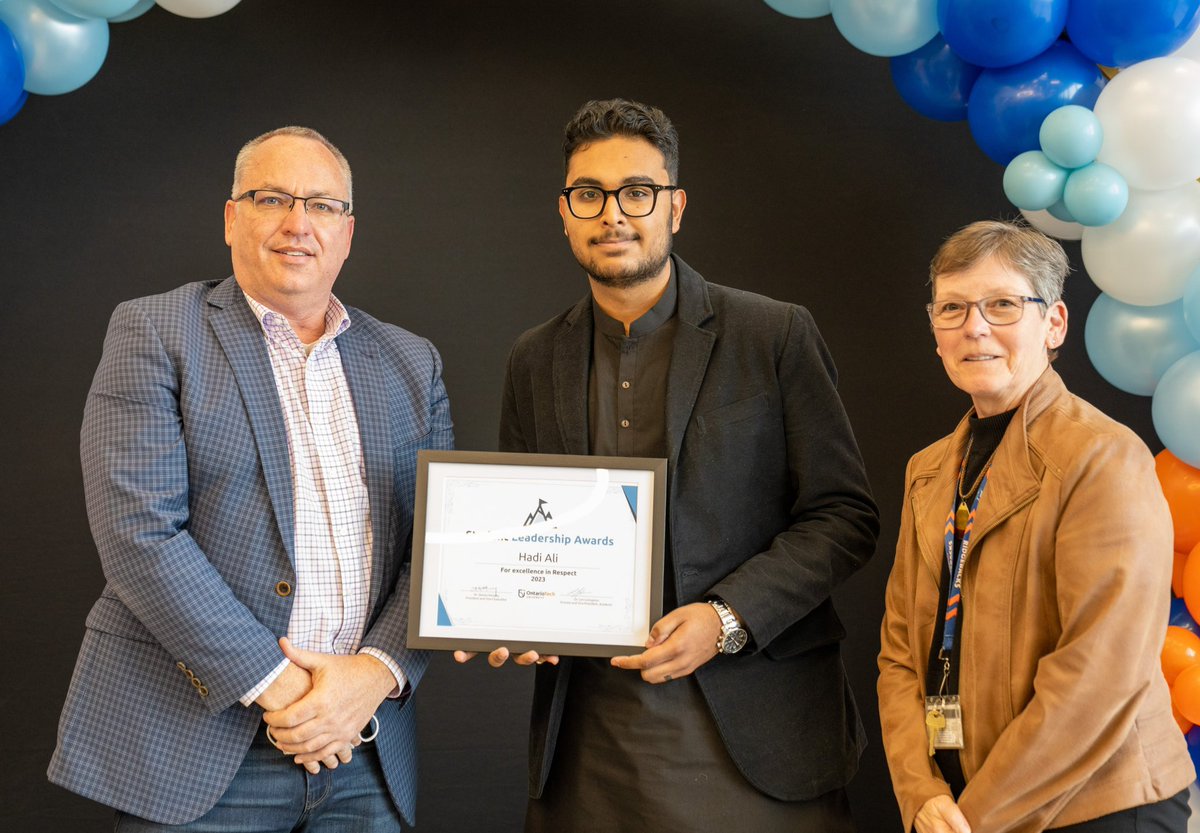 OT_CampusLife's tweet photo. Innovation Award - Akash Samanta &amp; Anindita Golder
Respect Award- Hadi Ali https://t.co/gX5N7tlcIK
