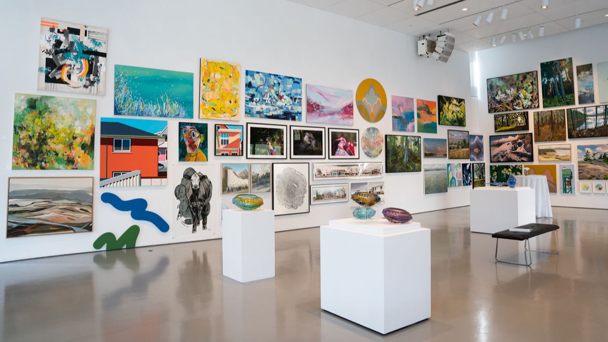 The 2023 AGH Art Sale starts TOMORROW! Will we see you there? 

Find out more details in this week's What's On Weekly - mailchi.mp/artgalleryofha…