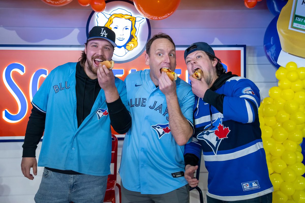 BlueJays's tweet photo. You’ve got that (hot) dog in you 😤🌭 

A RECORD-BREAKING 51,629 Loonie Dogs were crushed last night! https://t.co/jkUKFkBtpy