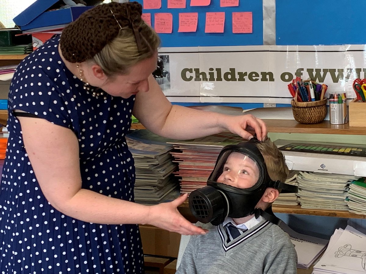 methodyprep's tweet photo. P4 had a great visit from Time Steps; they went back in time to WW2 to imagine what it was like to get evacuated to Armagh.

The children were shown what to pack and how to put on a gas mask and made identity cards. They had a great time!

#fullertonhouse #prepschool #TimeSteps https://t.co/9aGHxJQw4n