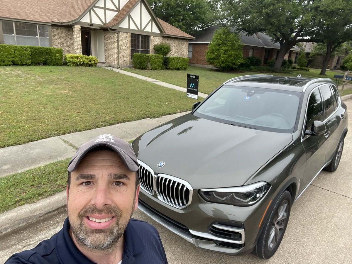 GregRiceRealty's tweet photo. Lots of showings today! Thankful!
#realestateliferealestateliferealestaterealestateliferealestateliferealestate #realestateagent #realestatelife #Relocation #dfwrealestate #clientfirst #buyersagent #txrealestate #dfwrealtor #contractexecuted 
#texashomesandland https://t.co/WflIrXovWf