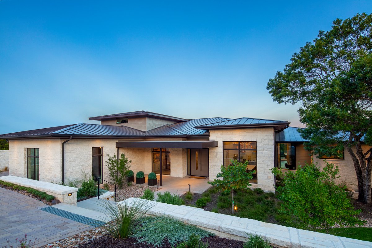 YourMetalRoof's tweet photo. Let quality metal roofing take your home to the next level in safety and appeal! Find your way into the MRA website to see how you can take your next step!
#metalroofing #roofing #metalroof #residentialroofing #homeowners #homeimprovement #newroof #qualityroof #roofingmaterial https://t.co/JHoHjgk5RP