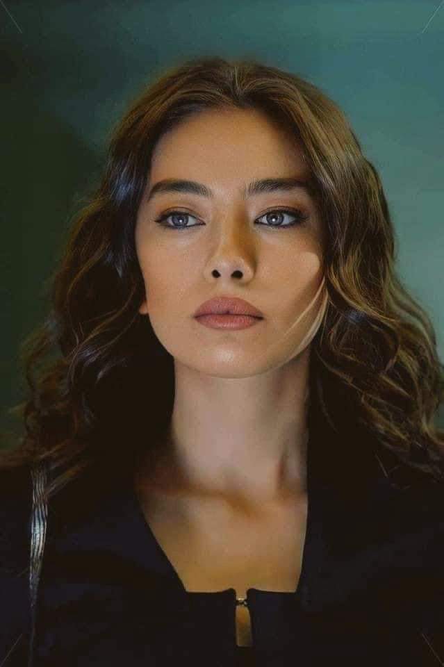 تخيلي أن كل هؤلاء تمت خيانتهم .. فماذا سيحدث معكي ؟ 🤣