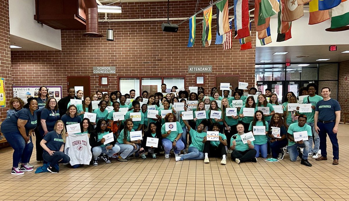 Proud is an understatement! When Tallwood seniors ROAR, they ROAR the loudest🦁💜 @TallwoodLions @AVIDwithHinton #ROARwithPride