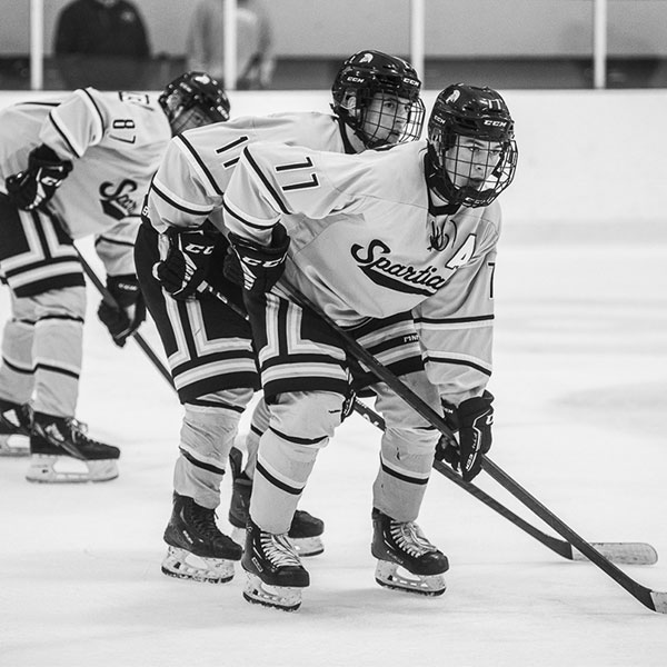 L’équipe de #hockey des #Spartiates conclue sa première saison fracassante en se hissant à la seconde place du #championnat provincial de hockey collégial du <a href="/RSEQ1/">RSEQ</a>, tout juste derrière les Cheminots de Saint-Jérôme. Bravo à l’équipe! Plus de détails : bit.ly/3LurMTo