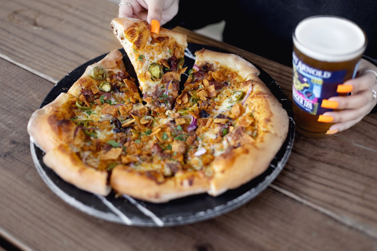 SaintArnold's tweet photo. @houstonmatters turns 10, and they are coming to our Beer Garden to celebrate with us from 6-8pm. We will have a special pizza: "The Good, The Bad &amp; The Ugly,” featuring smoked brisket, red onion, pickled jalapeno, Skillsauce mozzarella, cheddar cheese, and crushed potato chips! https://t.co/6rZUD5iNj5