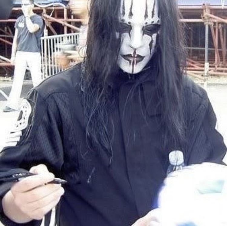 Happy birthday Joey Jordison   