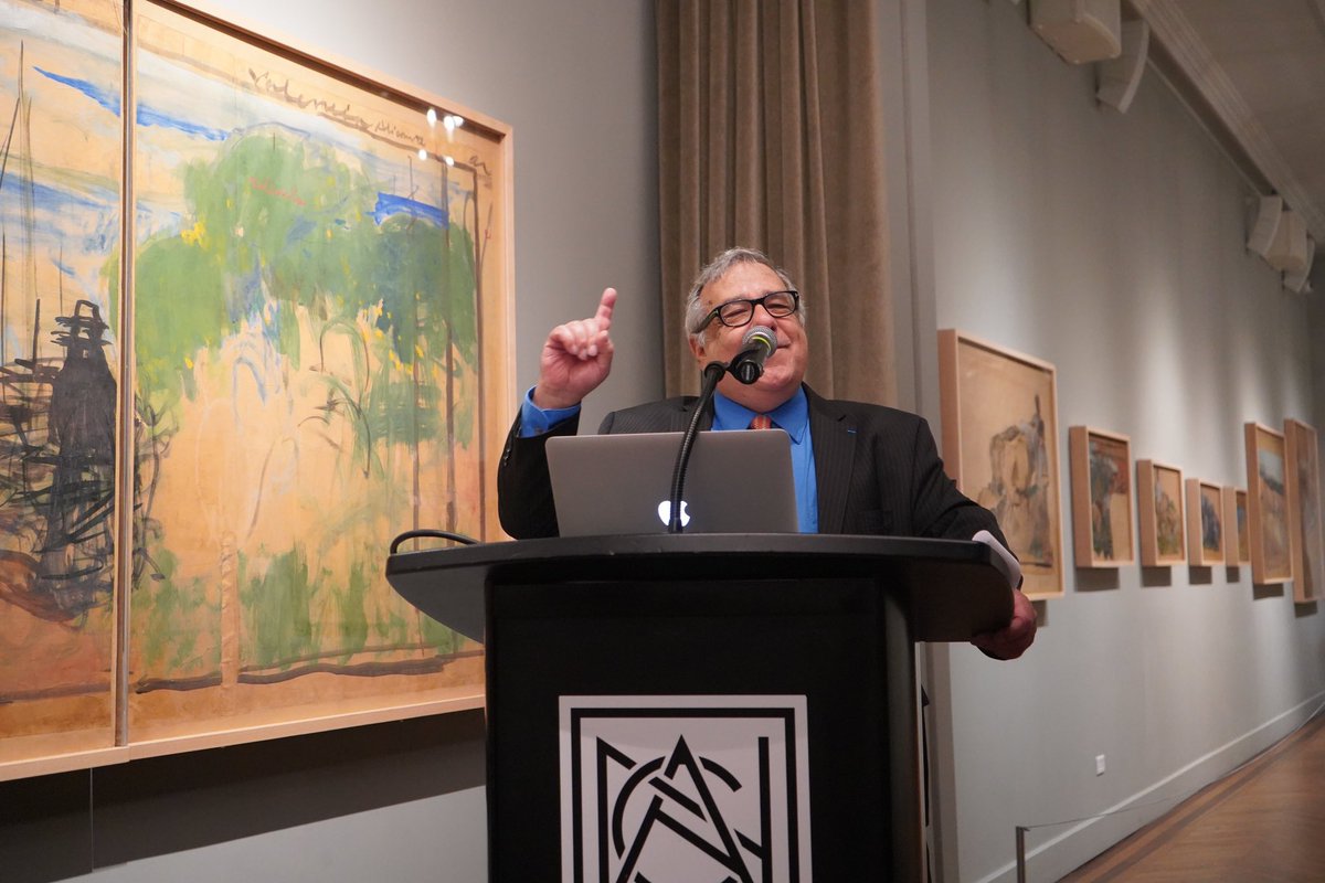 ewadesmith's tweet photo. And we’re off! The first of our @UKinNewYork #Coronation events. Thank you @NatnlArtsClub and @metmuseum for hosting a fascinating conversation about crowns and thrones through the ages. https://t.co/yyhSn6a609