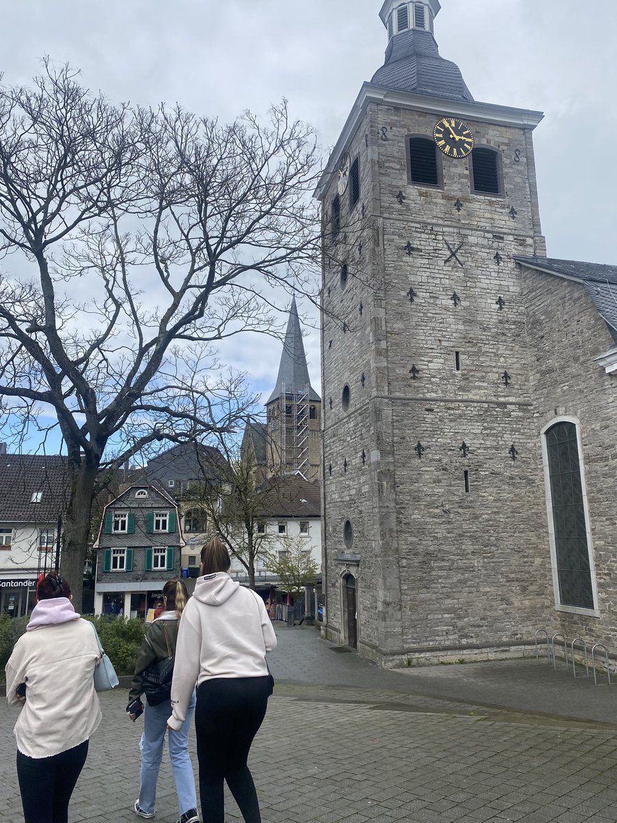 lyd_wh003's tweet photo. Mettmann town is cute 🫶🇩🇪#Erasmus23 https://t.co/EDdsnEFbgQ