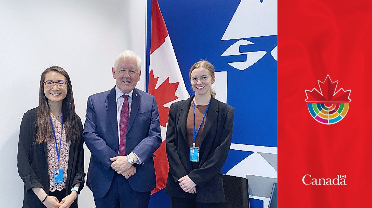 Always a pleasure to speak with <a href="/YDCanada/">Young Diplomats of Canada</a> delegates on the margins <a href="/UN/">United Nations</a> #ECOSOC #Youth2030 Forum!

Amb. <a href="/BobRae48/">Bob Rae</a> &amp; delegates Hannah &amp; Emily had a great discussion on protecting #biodiversity, climate migration &amp; how 🇨🇦 can engage more w/ #youth in <a href="/UN/">United Nations</a> 🇺🇳 processes.