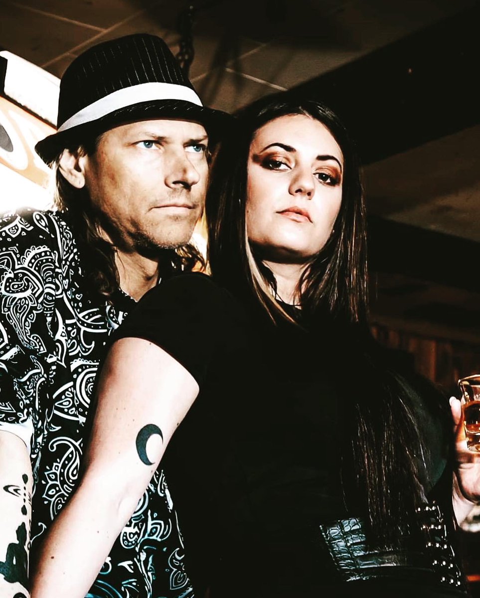 BourbonHouse_'s tweet photo. Join us for a drink and a live chat tonight at 8pm ET on @BourbonTurntabl! Reminder: https://t.co/qMHb1N48aJ
#liveinterview #bourbon #whiskey #bourbonturntable #youtubelive #rocknroll #bluesrock #groovy #rockduo #retrorock #70svibes #wisconsinbourbon #jasonclark #laceycrowe # https://t.co/RMtAja3skA