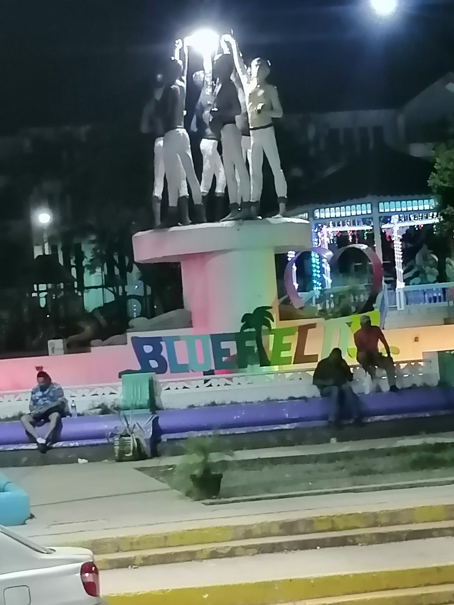 Parque central de blufileds #NicaraguaTriunfa