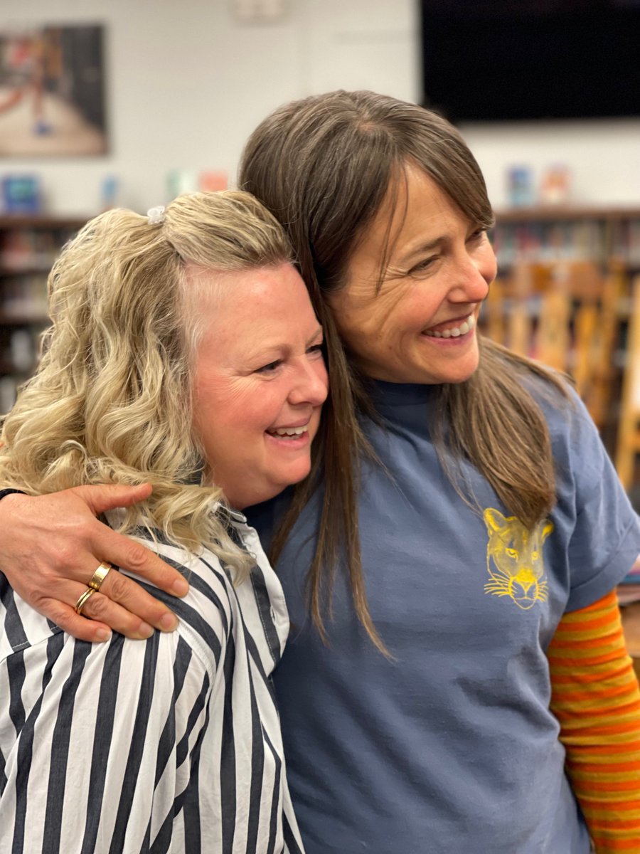 IowaCitySchools's tweet image. Congrats to Coralville Central Elementary&apos;s Teacher Librarian Devin Redmond on receiving the Shine Award! &quot;Devin always does a fabulous job of making all students and adults feel welcome at her school. She goes above and beyond to make them feel seen, heard, and valued!&quot;