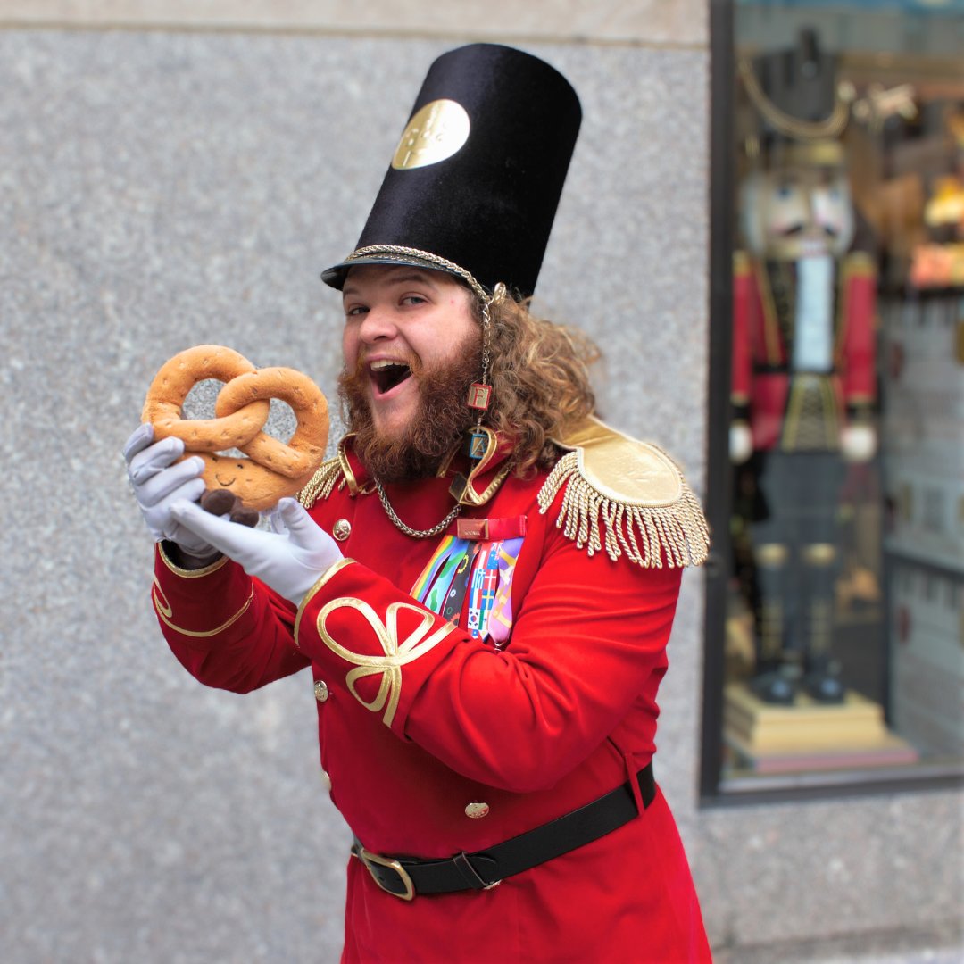 Go on... take a bite of this cute and fluffy pretzel! 🥨😋 #FAOSchwarz #NationalPretzelDay #Pretzels #Jellycat