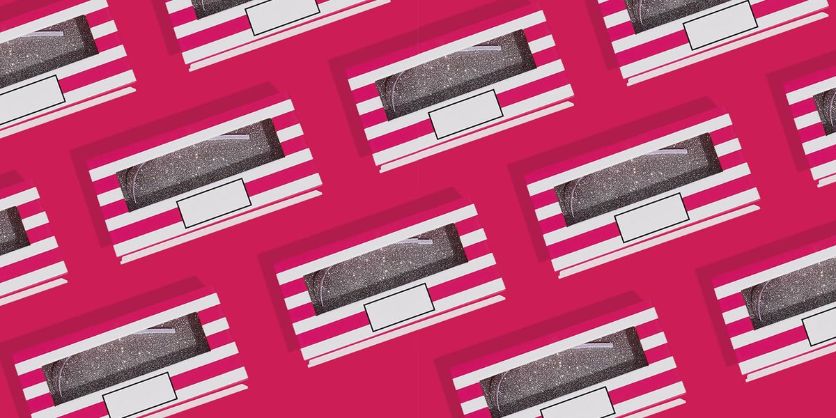 DonaldMax212's tweet image. The first and most obvious way that custom eyelash boxes can convince customers to buy your eyelashes is through their eye-catching design. bit.ly/3na315t

#customboxes #custompackaging #eyelashboxes