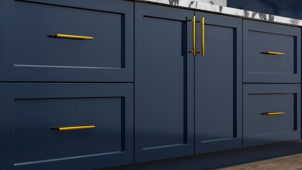 PaintDenver's tweet photo. Revamp your kitchen on a budget! Painting cabinets is an easy and cost-effective way to update the look. Check out our latest blog post for expert tips and tricks on achieving a fresh new kitchen look: https://t.co/IKH0ERqORx https://t.co/Ip33ViOMEF