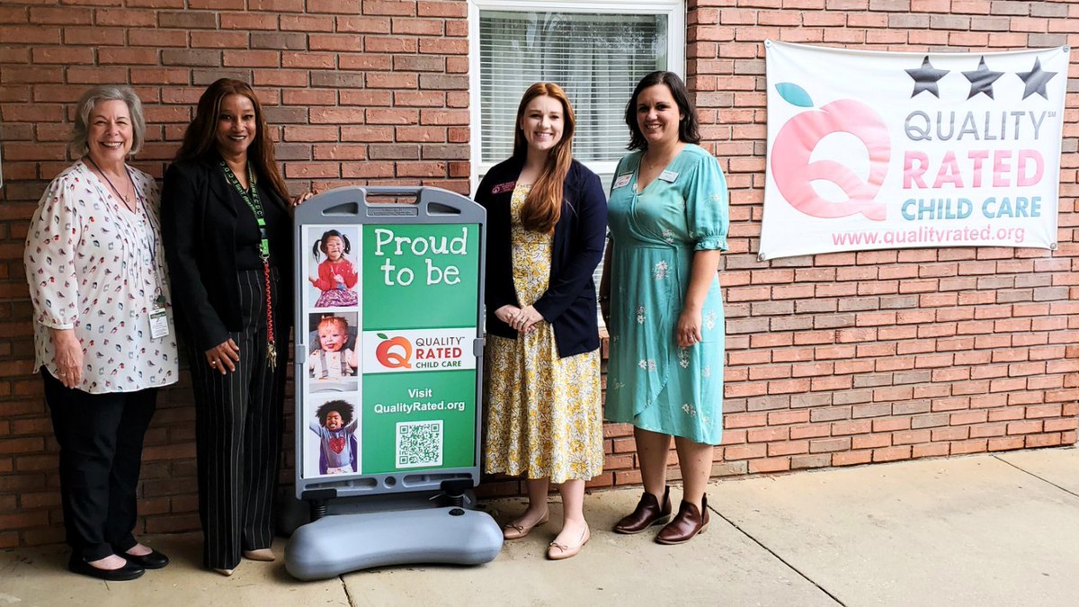 GEEARS's tweet photo. Thanks to Representative Lauren Daniel for visiting Henry County Head Start in Locust Grove today for #QRWeek! Programs like Henry County Head Start help set kids up for success in Kindergarten and beyond! #gapol https://t.co/SiGjb9UGuW