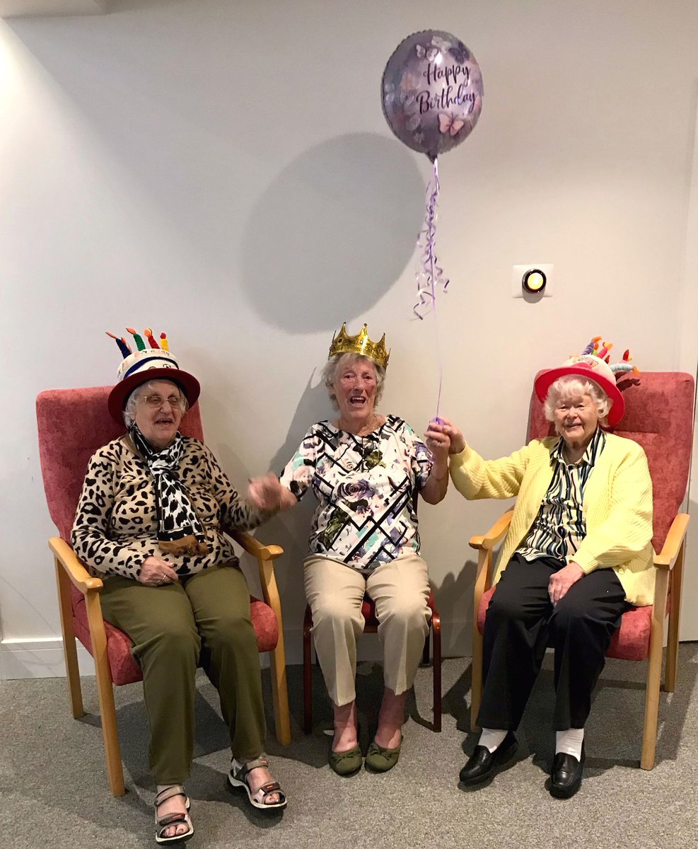 3 birthdays on one day !! What are the chances of that ? We only have 2 birthday hats so Elsie had to wear the crown instead. Happy birthday Caroline, Elsie and Sheila.
#seniors #crowthorne #HAPPYBIRTHDAY