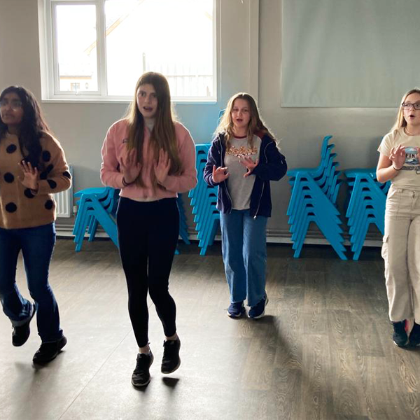 StMikes's tweet photo. Our Production Club students gave up their Sunday to come into school to rehearse,  preparing for their performance of ‘Bugsy Malone’.

We can't wait to see the show, which takes place on July 10th!

#BugsyMalone #ProductionClub #Drama https://t.co/sRHilohnHr