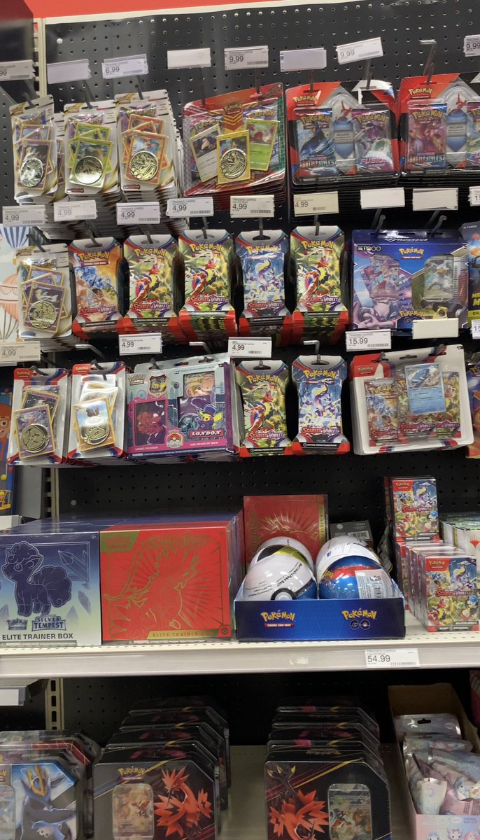 DFWRestock's tweet photo. Target off carrier and I-20 in Grand Prairie.
#pokemontcg #dfwrestock #texastcgrestock https://t.co/KTrjZKSlHk