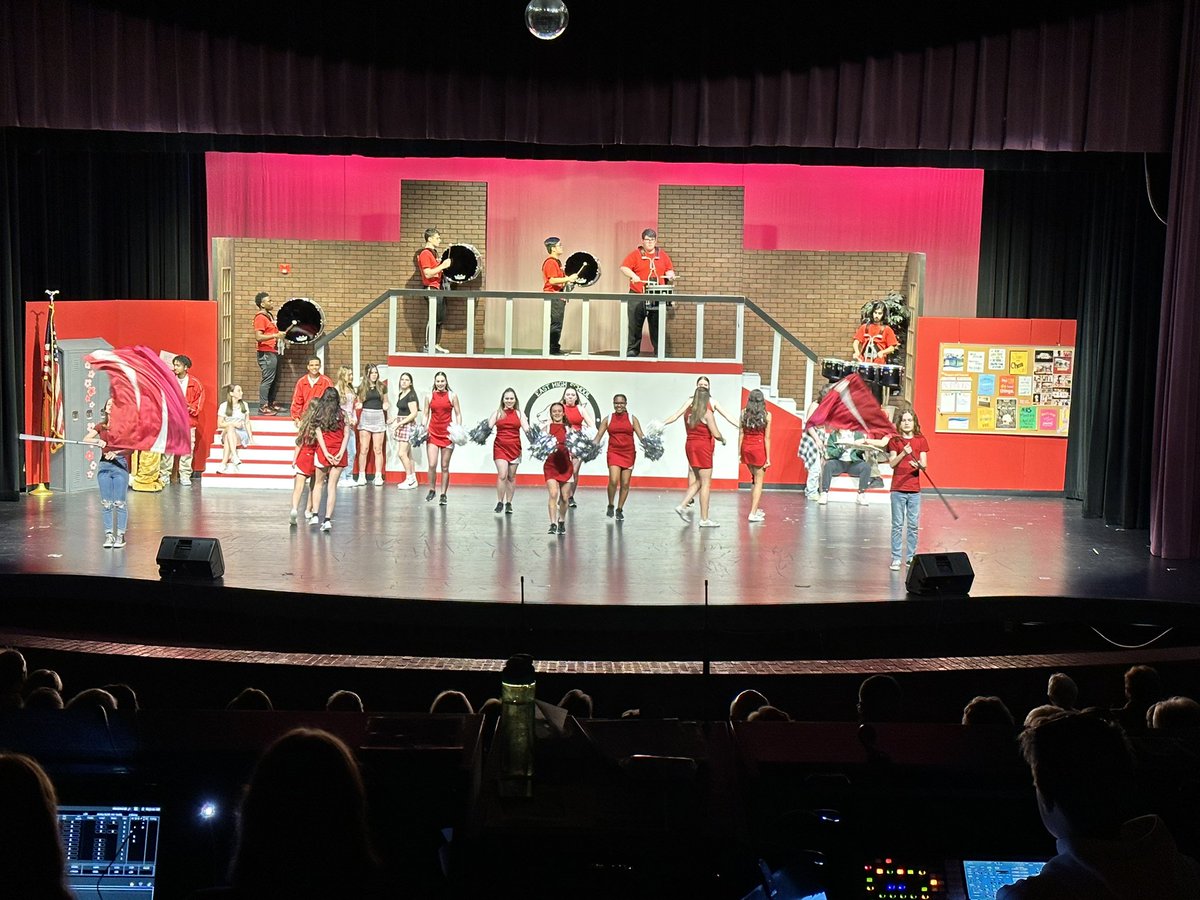 dcssteen's tweet photo. Come out and see Lamphere High School’s production of High School Musical April 27, 28 and 29!  Shows start at 7:00pm and tickets are available at the door.  # wearelamphere https://t.co/pHlVERf7rE